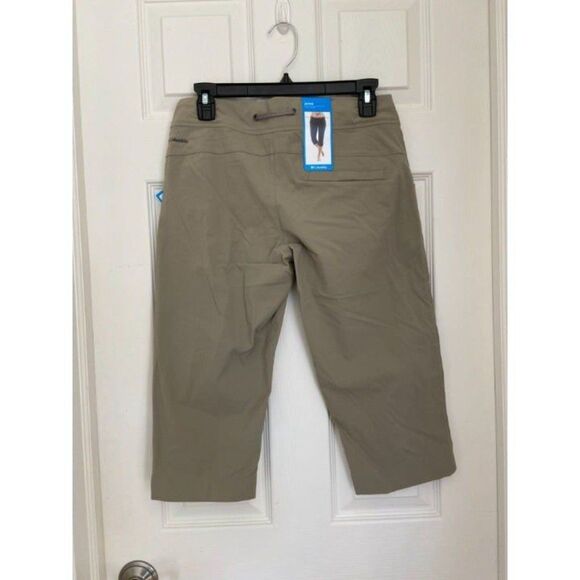 New with tags Columbia Women’s Anytime Outdoor™ Capri (Size 4) - Picture 2 of 7